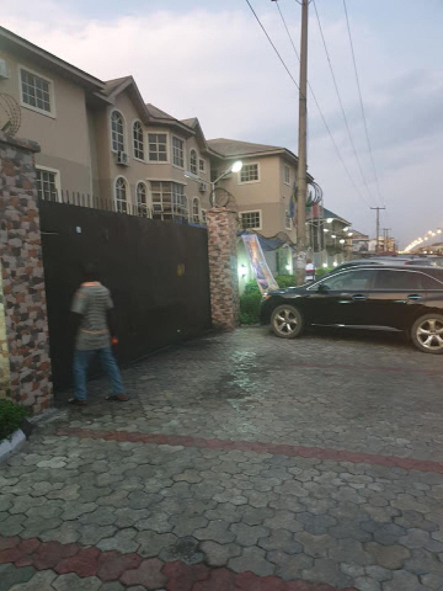 Room In Lodge - Clen-Phil Hotels And Suite Port Harcourt Exterior foto